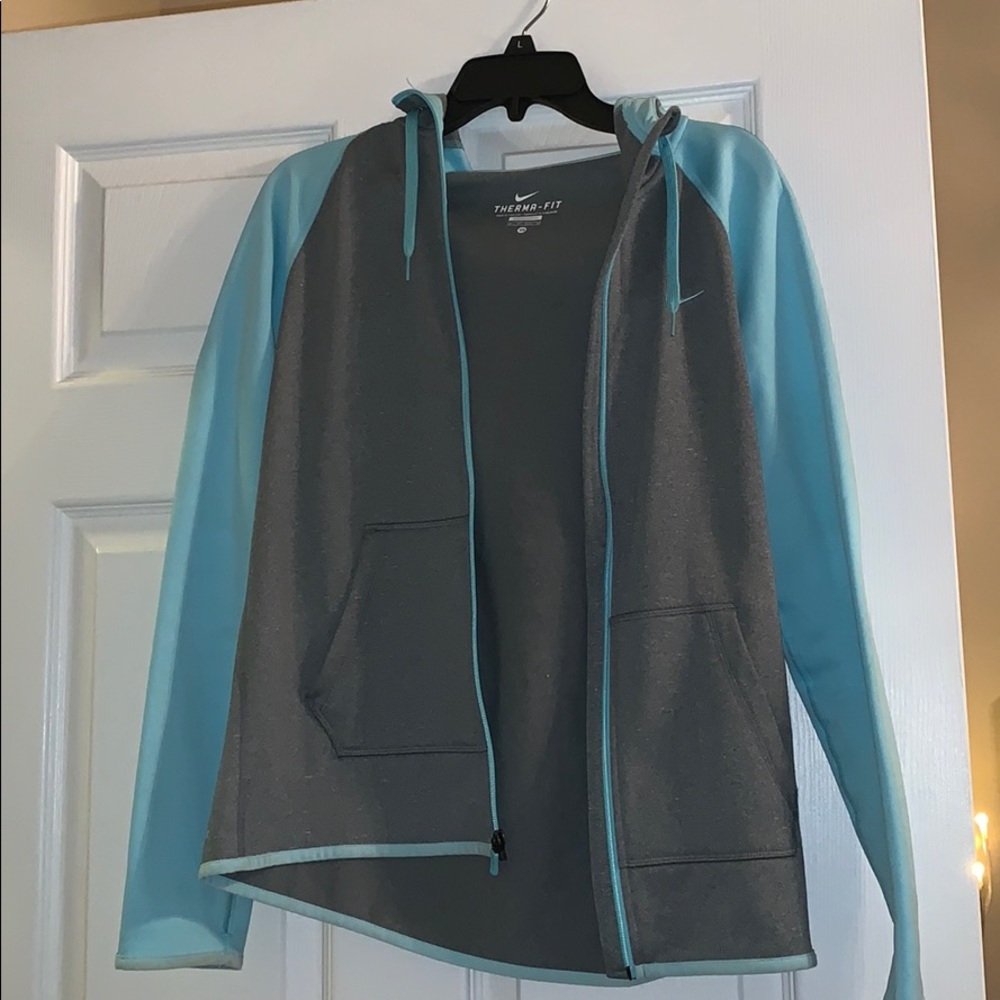 Nike dri-fit jacket